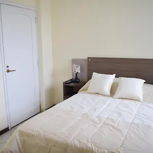Castelnouvo, Entre Ríos, Guayaquil, Ecuador Habitación en casa particular